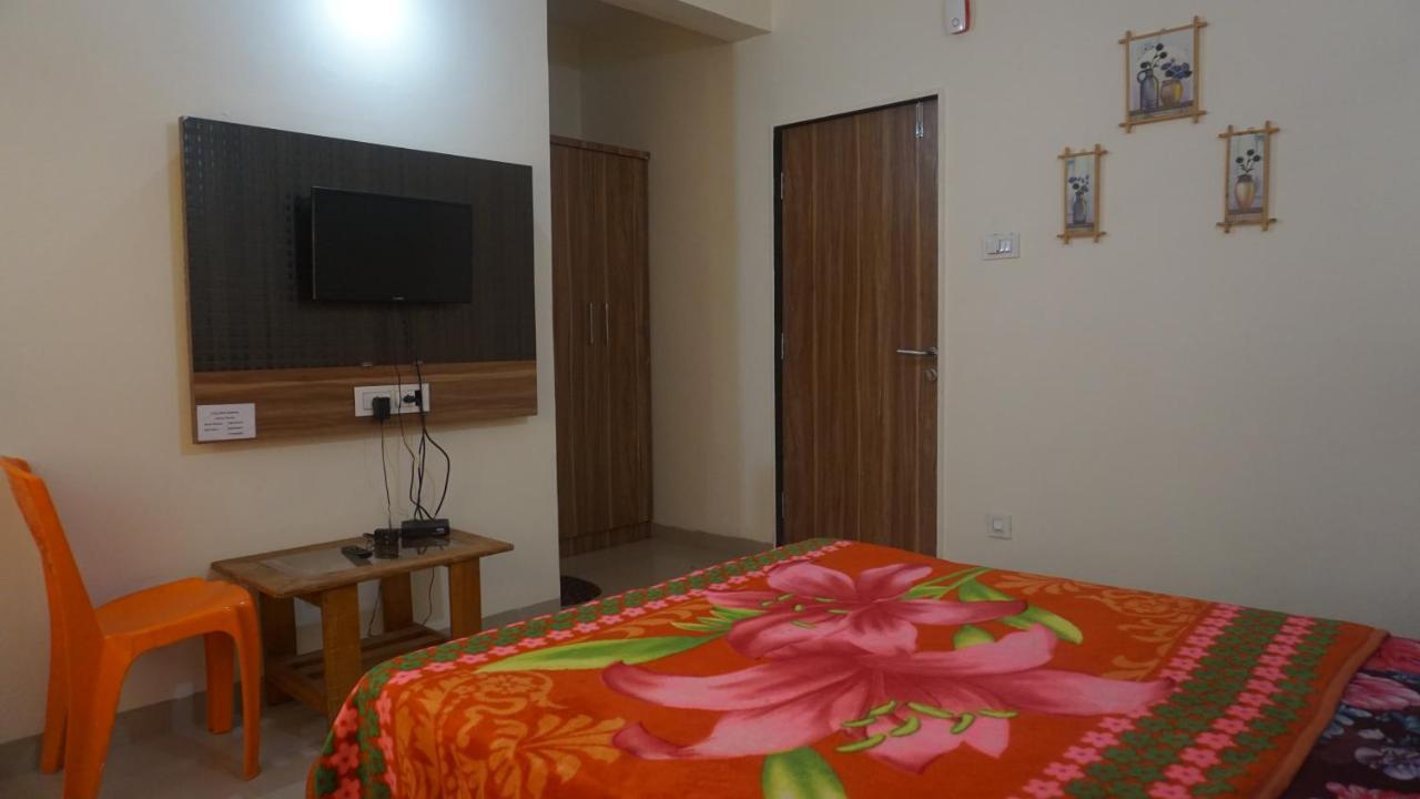 The Paramount Hotel, Panchgani Mahabaleshwar Εξωτερικό φωτογραφία